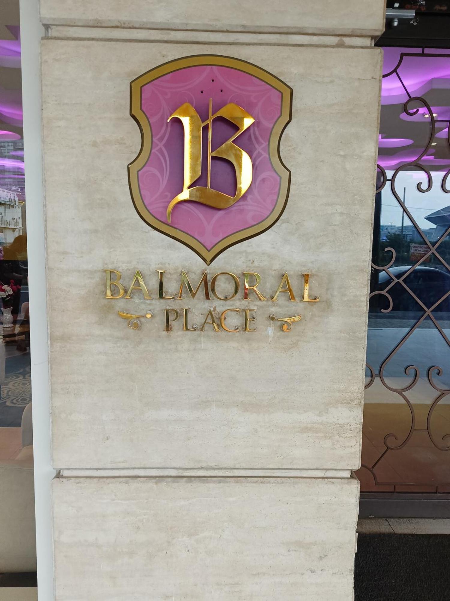 Monarch Parksuites - Balmoral Place Paranaque City Exterior foto